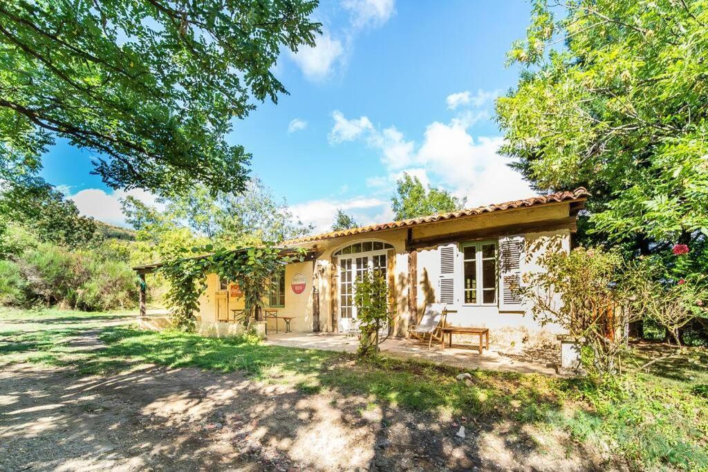 Le Travers Ajoux - Camping Gite Evenement Exterior photo